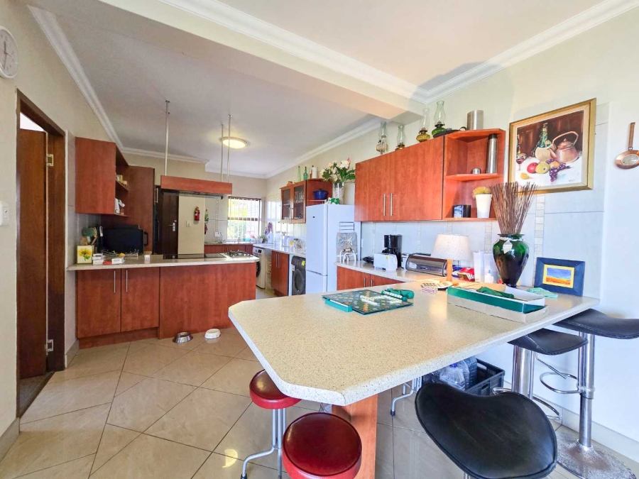 4 Bedroom Property for Sale in Stilbaai Wes Western Cape